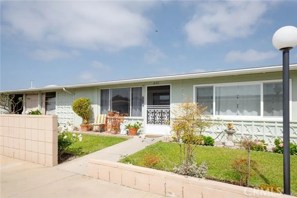 Property Slideshow image 1 of 42 | 13700 alderwood ln, Seal Beach, CA, 90740