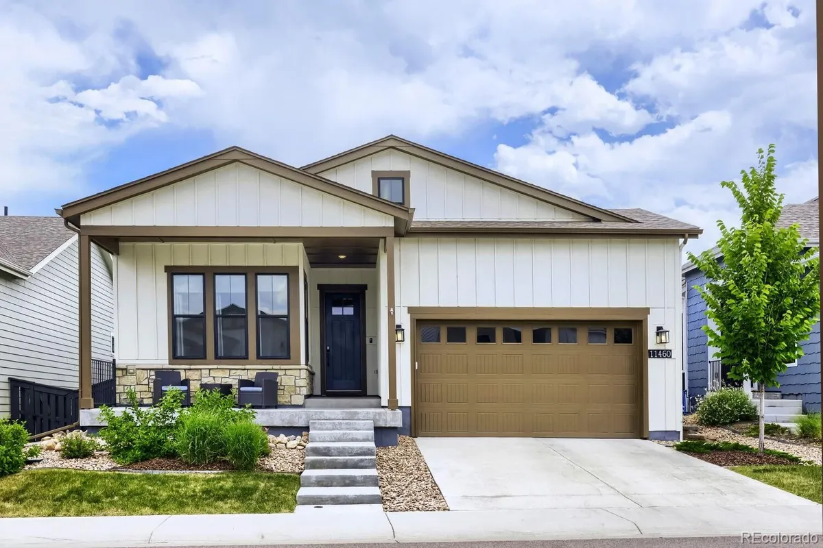 Property Slideshow image 1 of 41 | 11460 stonewash ln, Littleton, CO, 80125