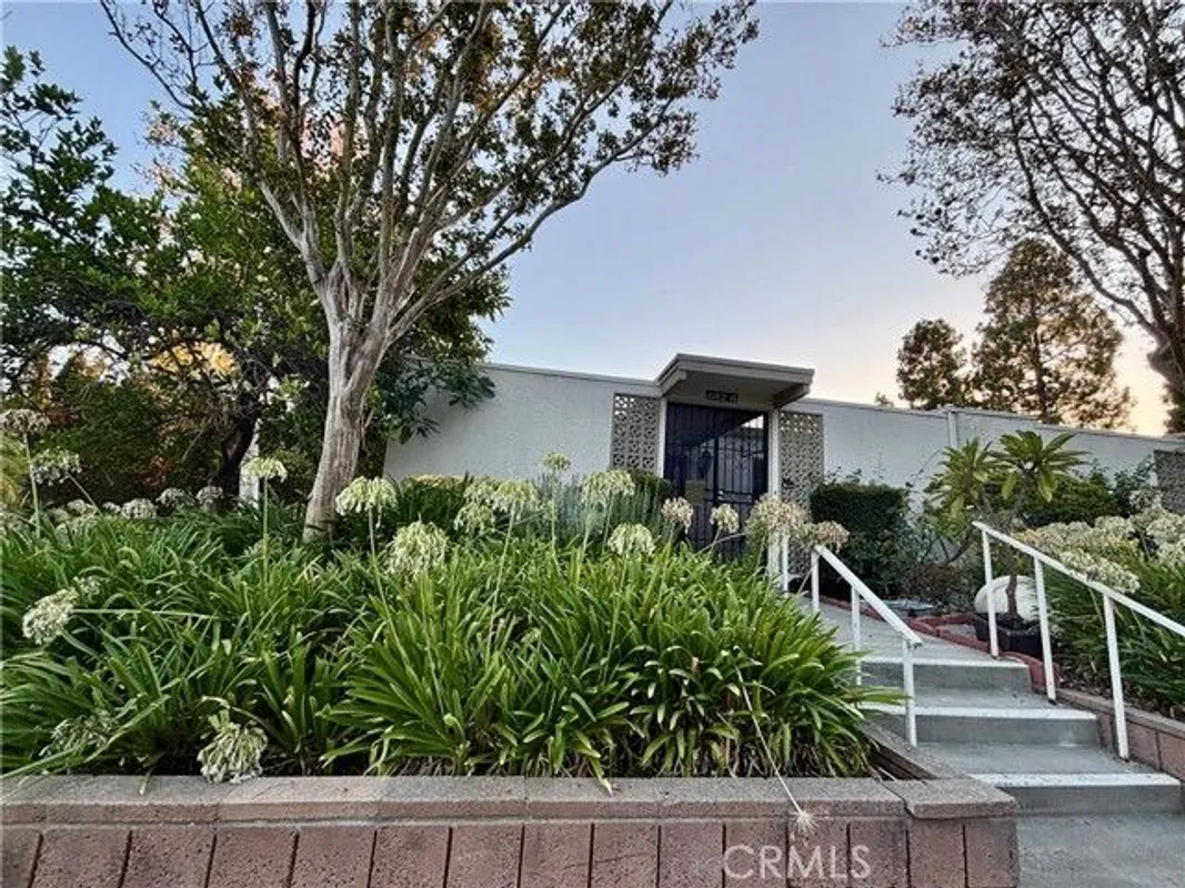 Property Slideshow image 1 of 38 | 442 avenida sevilla a, Laguna Woods, CA, 92637