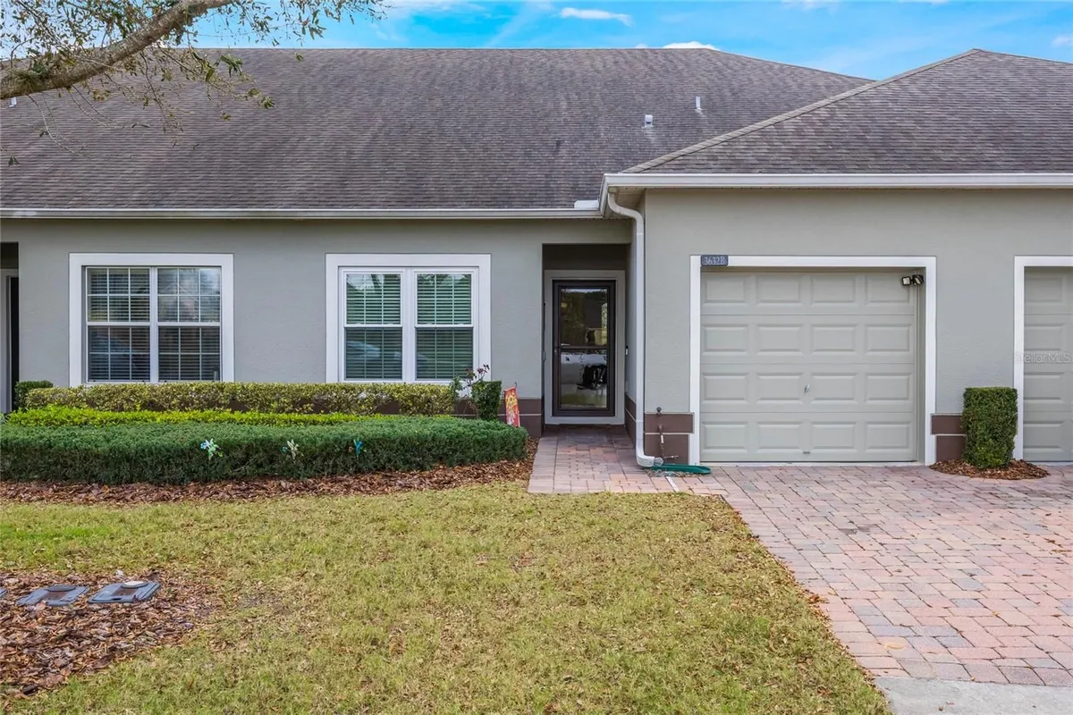 Property Slideshow image 1 of 31 | 3632 solana cir b, Clermont, FL, 34711