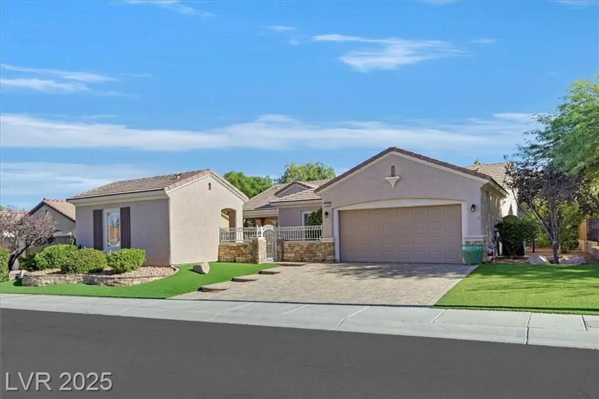 Property Slideshow image 1 of 40 | 2164 sawtooth mountain dr, Henderson, NV, 89044