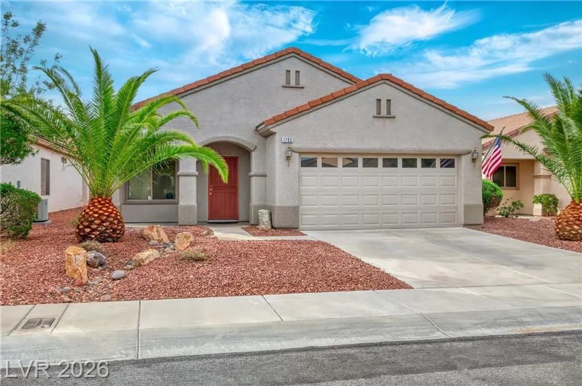 Property Slideshow image 1 of 21 | 1783 eagle mesa ave, Henderson, NV, 89012