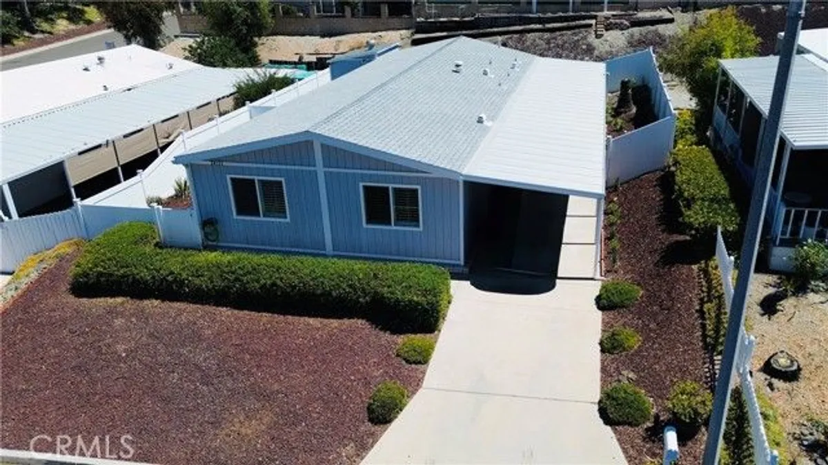 Property Slideshow image 1 of 48 | 38132 via del largo, Murrieta, CA, 92563