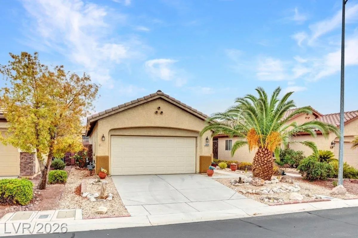 Property Slideshow image 1 of 28 | 3884 trotters ridge dr, Las Vegas, NV, 89122