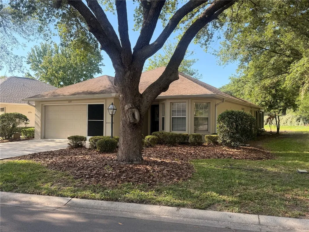 Property Slideshow image 1 of 28 | 6157 w cannondale dr, Crystal River, FL, 34429