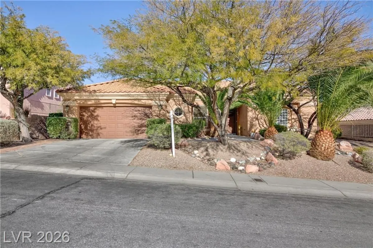 Property Slideshow image 1 of 55 | 10312 bent brook pl, Las Vegas, NV, 89134
