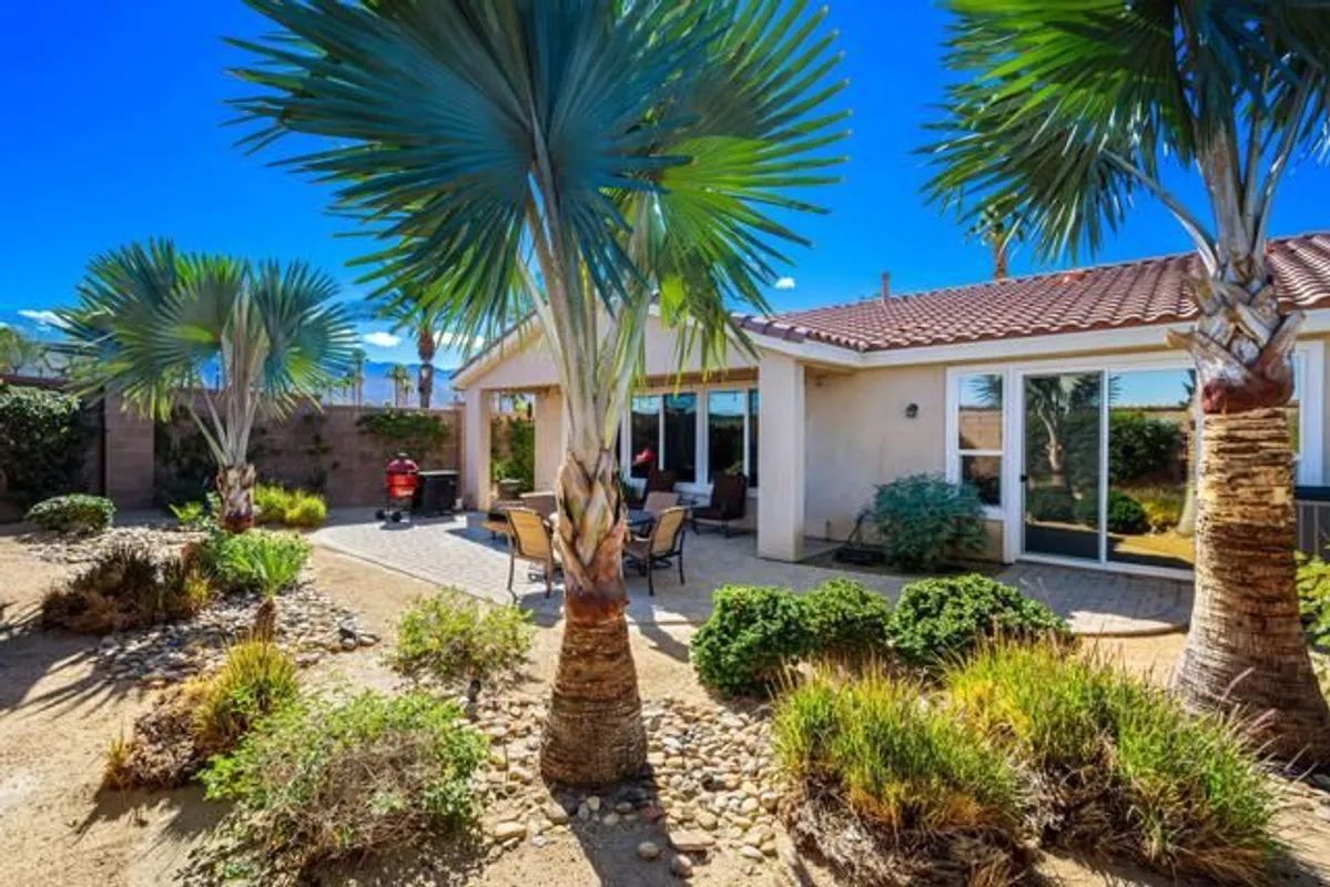 Property Slideshow image 1 of 79 | 60328 desert shadows dr, La Quinta, CA, 92253