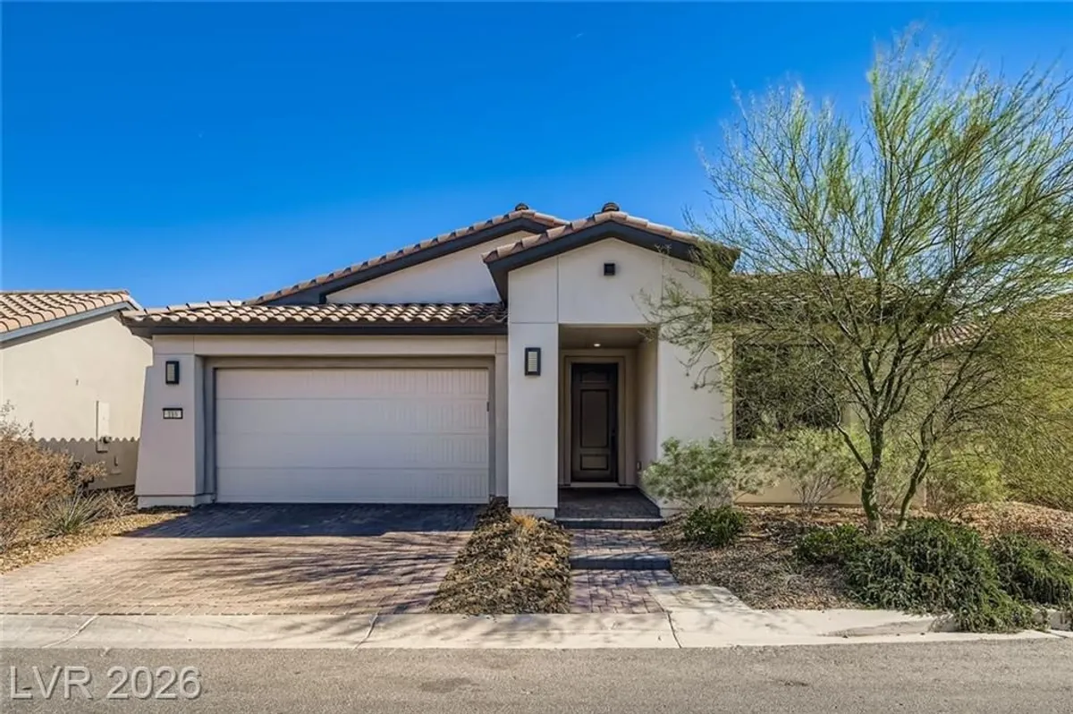 Property Slideshow image 1 of 30 | 116 lake oasis st, Henderson, NV, 89011