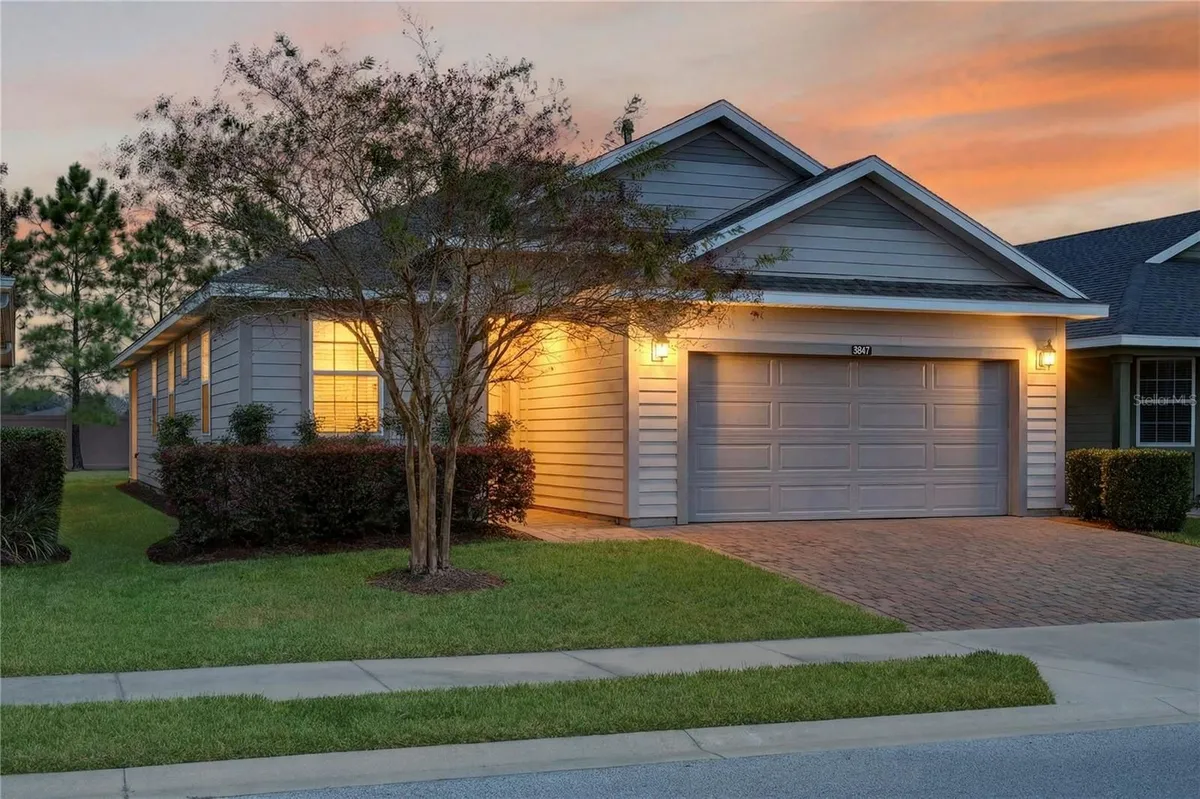 Property Slideshow image 1 of 75 | 3947 nw 46th ter, Ocala, FL, 34482