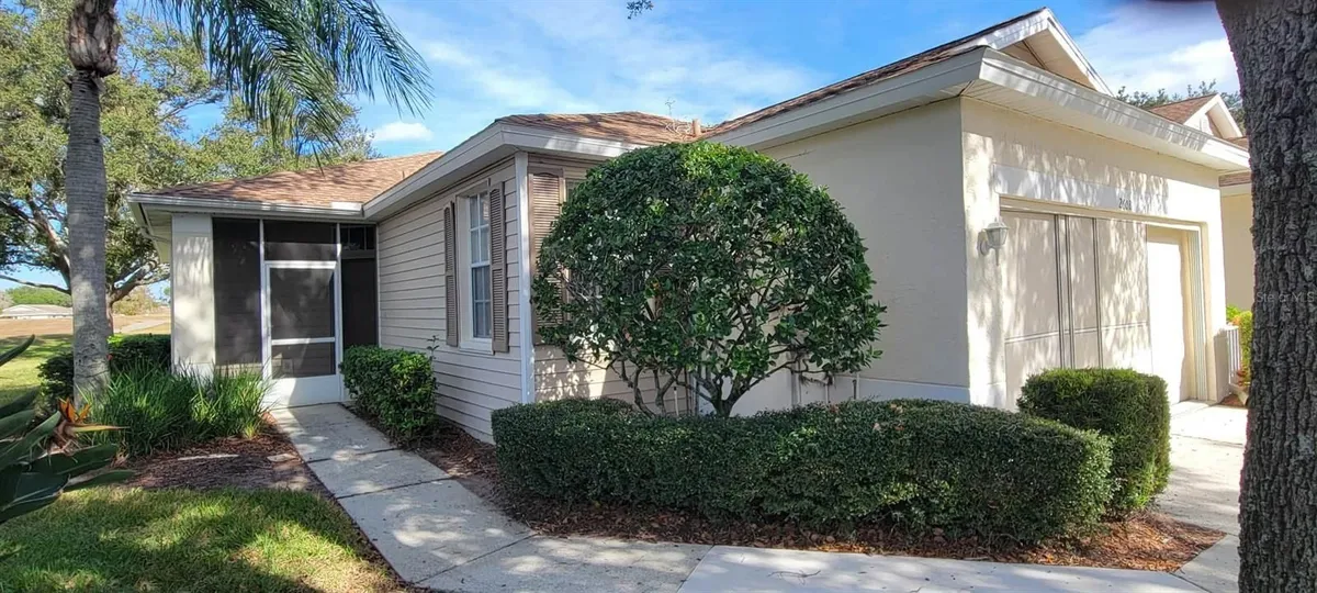 Property Slideshow image 1 of 16 | 2608 newcomb ct, Sun City Center, FL, 33573