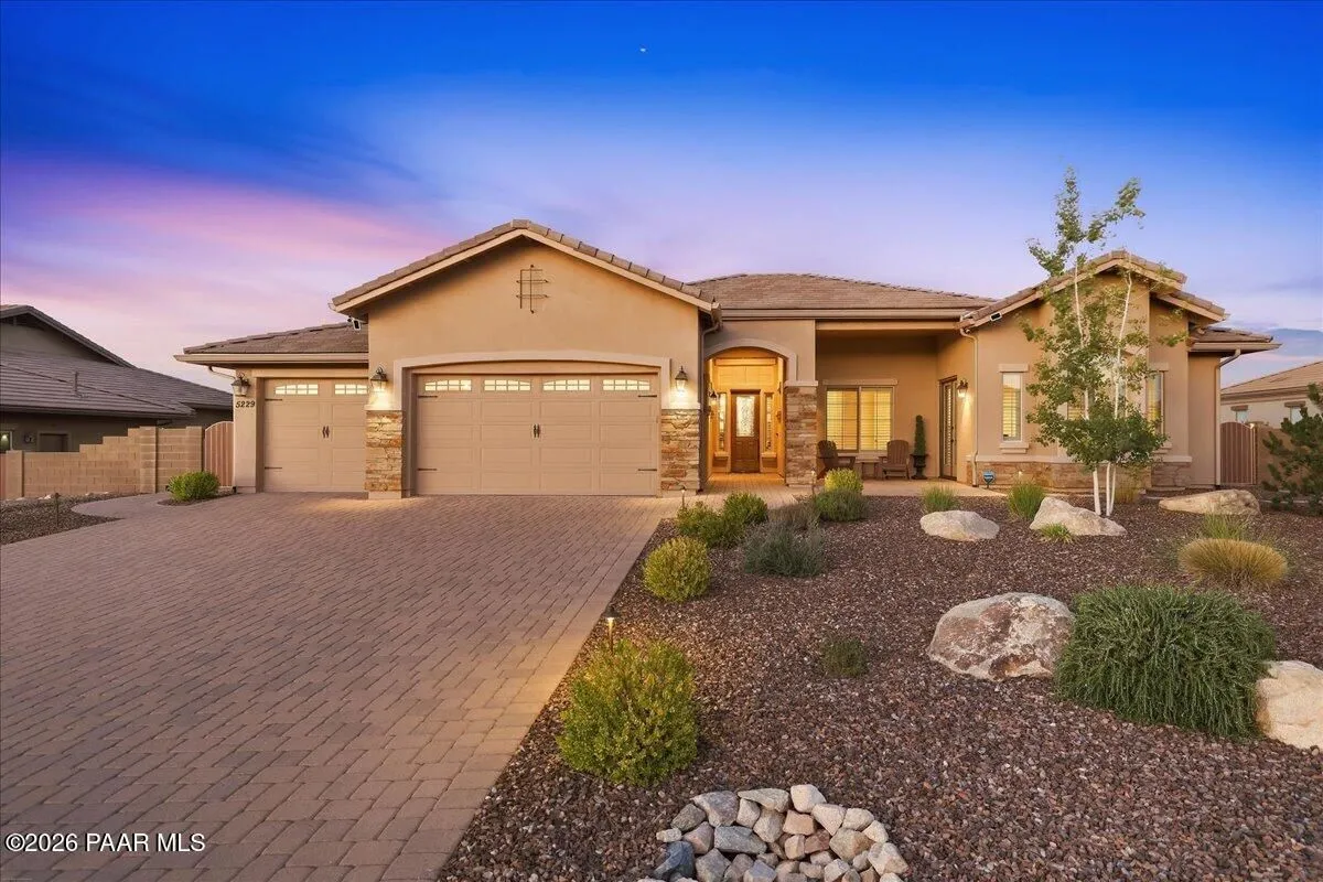 Property Slideshow image 1 of 43 | 5229 sweeping granite way, Prescott, AZ, 86301
