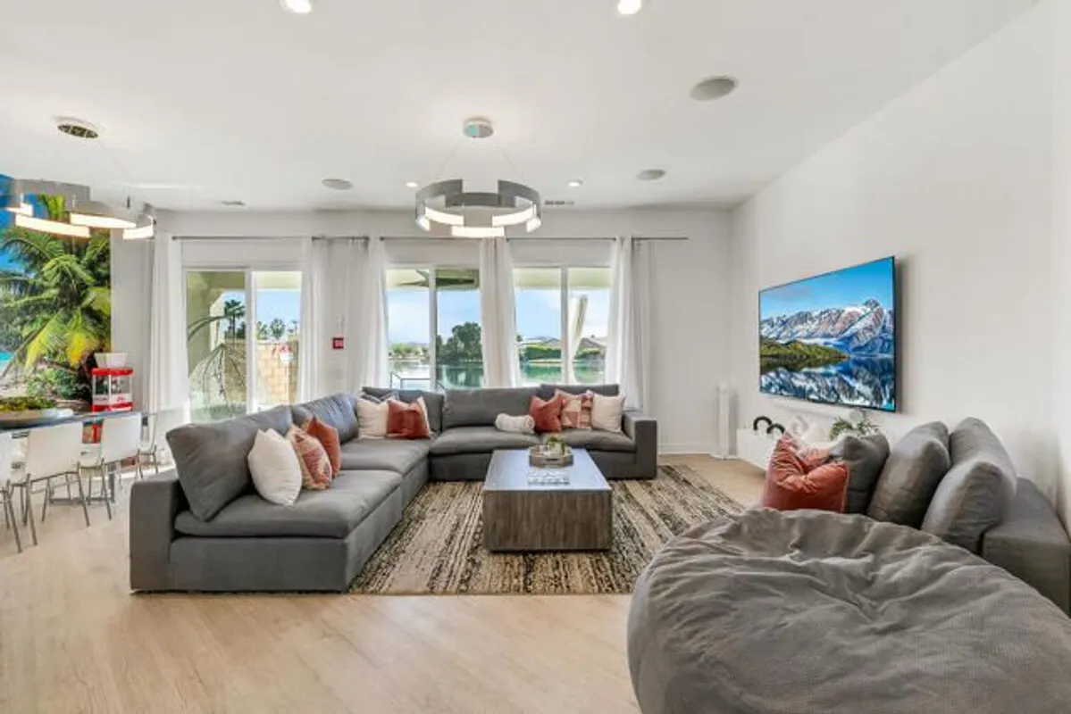 Property Slideshow image 1 of 30 | 84297 canzone dr, Indio, CA, 92203