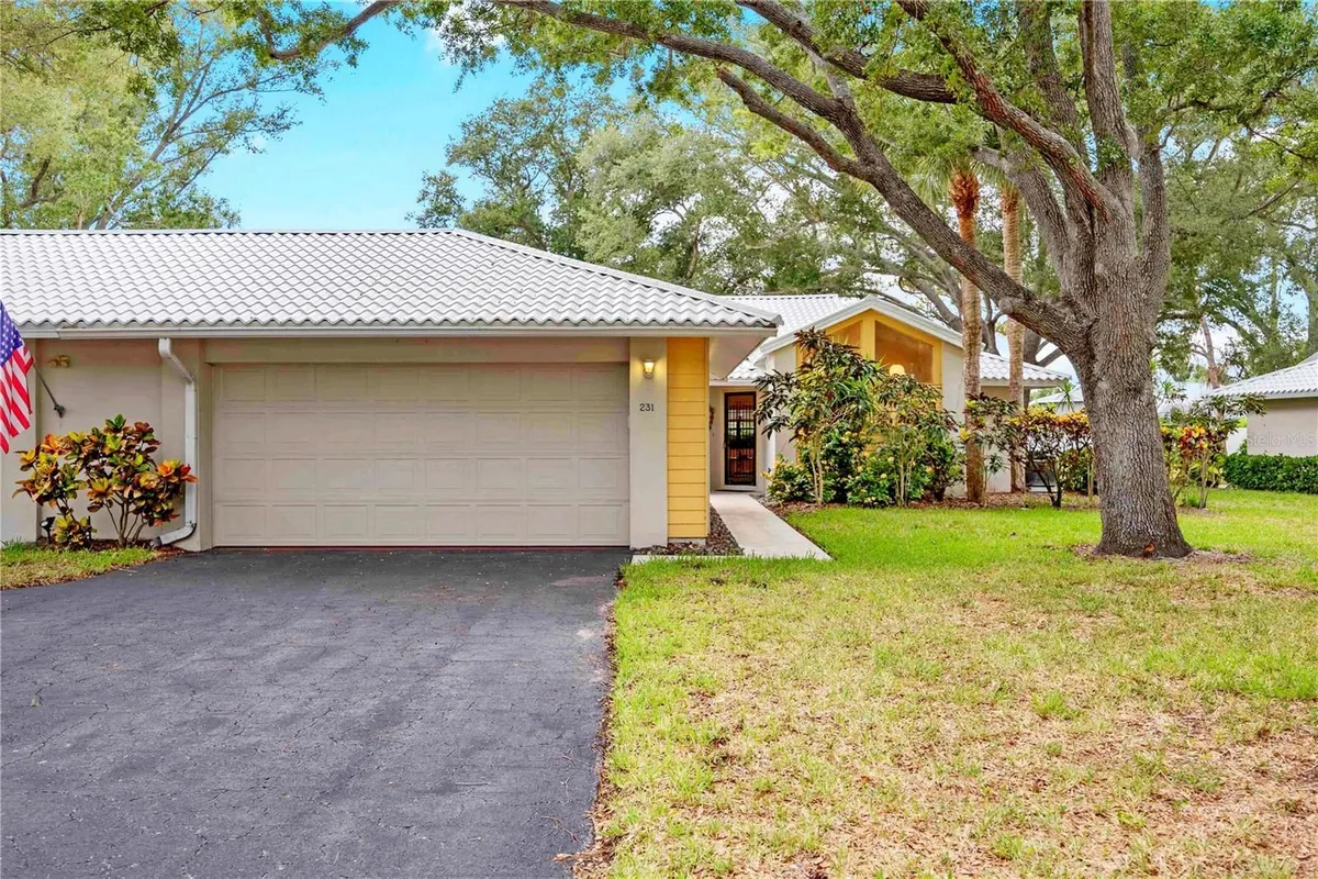 Property Slideshow image 1 of 45 | 231 southampton ln 277, Venice, FL, 34293