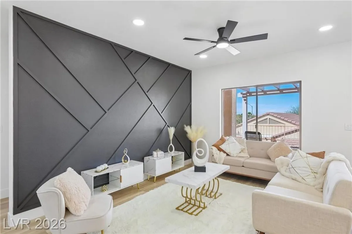 Property Slideshow image 1 of 31 | 544 mountain links dr, Henderson, NV, 89012