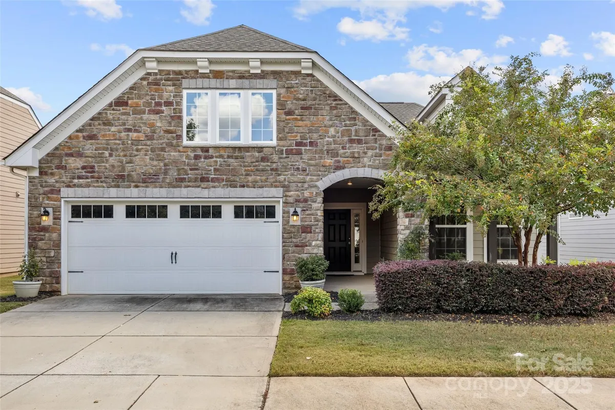 Property Slideshow image 1 of 37 | 5022 redwood grove trl, Lancaster, SC, 29720