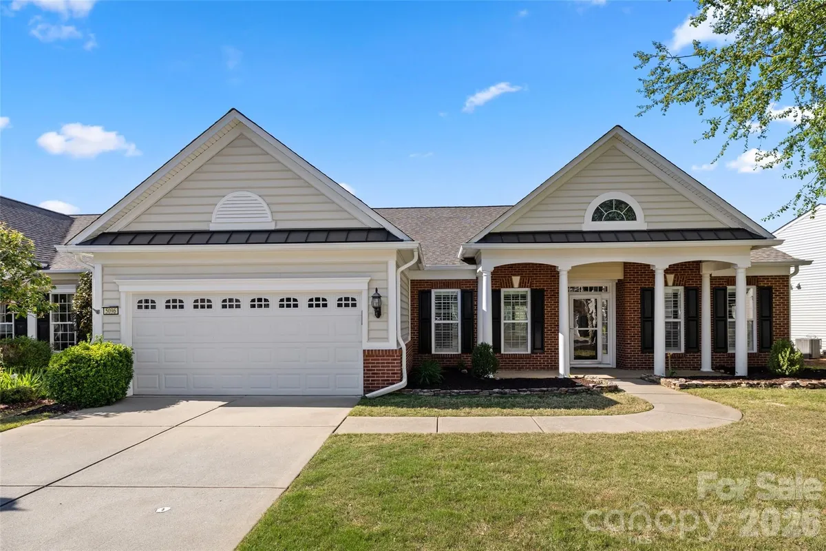 Property Slideshow image 1 of 39 | 5096 grandview dr, Fort Mill, SC, 29707