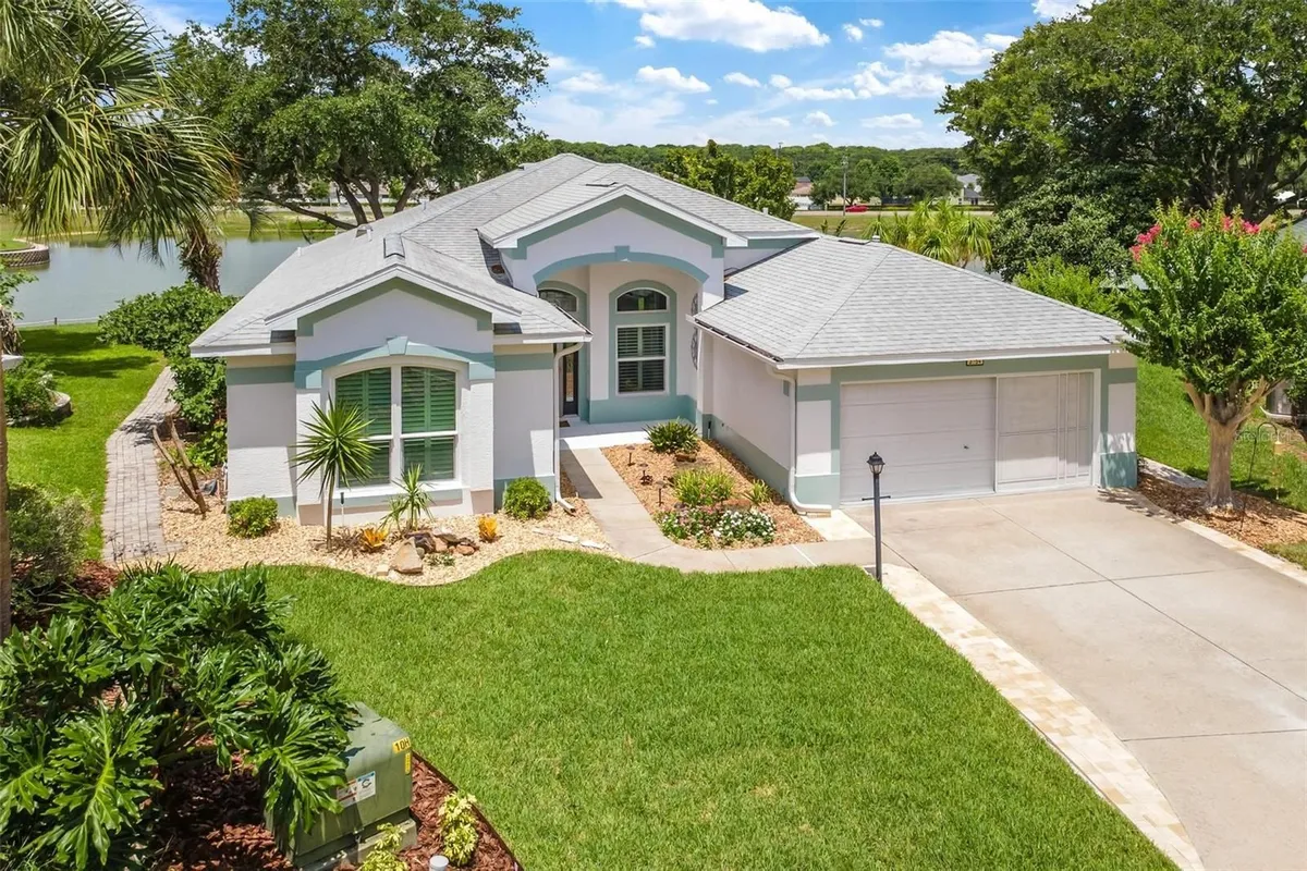 Property Slideshow image 1 of 60 | 3354 saint lucia ct, Tavares, FL, 32778