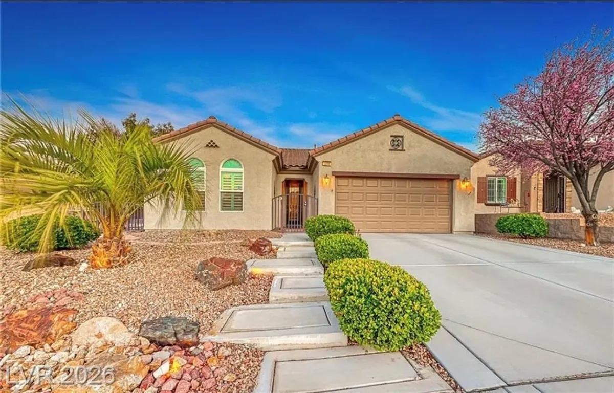 Property Slideshow image 1 of 43 | 2256 shadow canyon dr, Henderson, NV, 89044