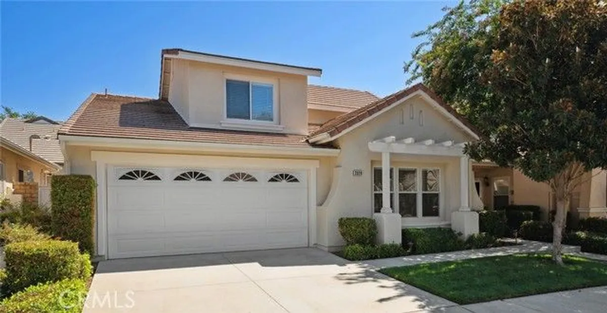 Property Slideshow image 1 of 20 | 2024 tulip ave, Simi Valley, CA, 93063