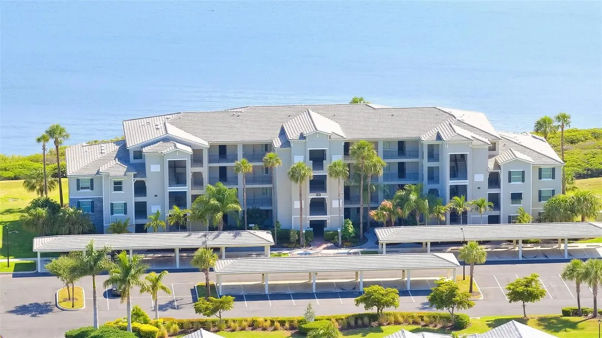 Property Slideshow image 1 of 55 | 1020 tidewater shores loop 207, Bradenton, FL, 34208