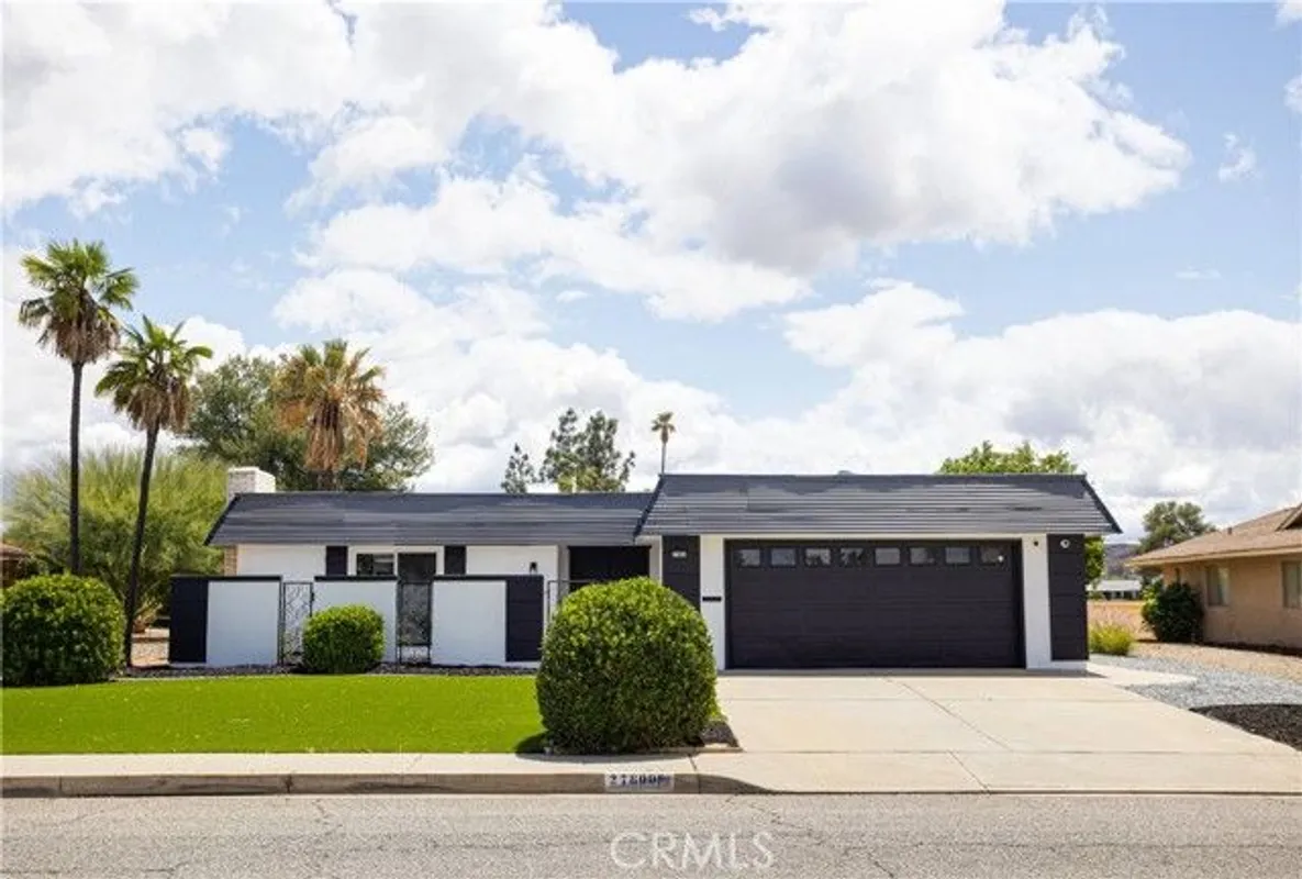 Property Slideshow image 1 of 37 | 27800 grosse pt, Menifee, CA, 92586