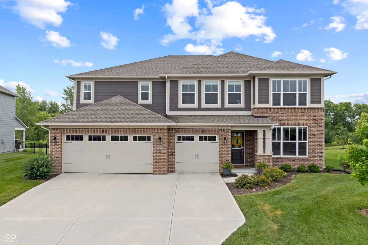 Property Slideshow image 1 of 84 | 4089 grange dr, Bargersville, IN, 46106