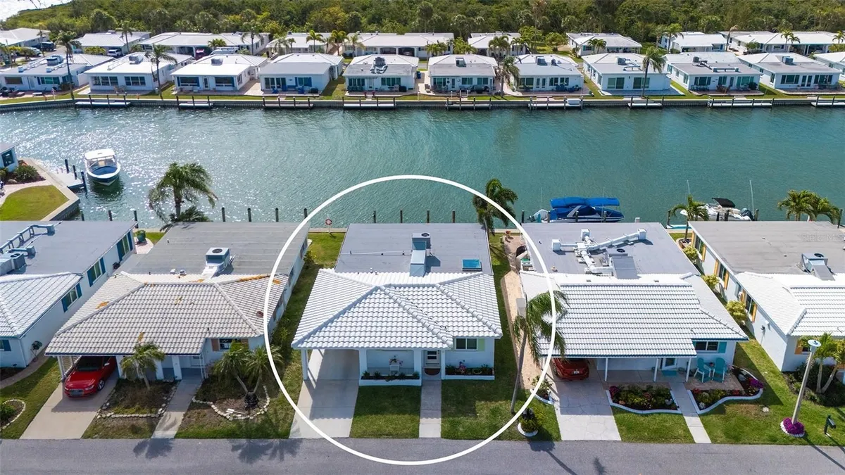 Property Slideshow image 1 of 69 | 900 spanish dr, Longboat Key, FL, 34228