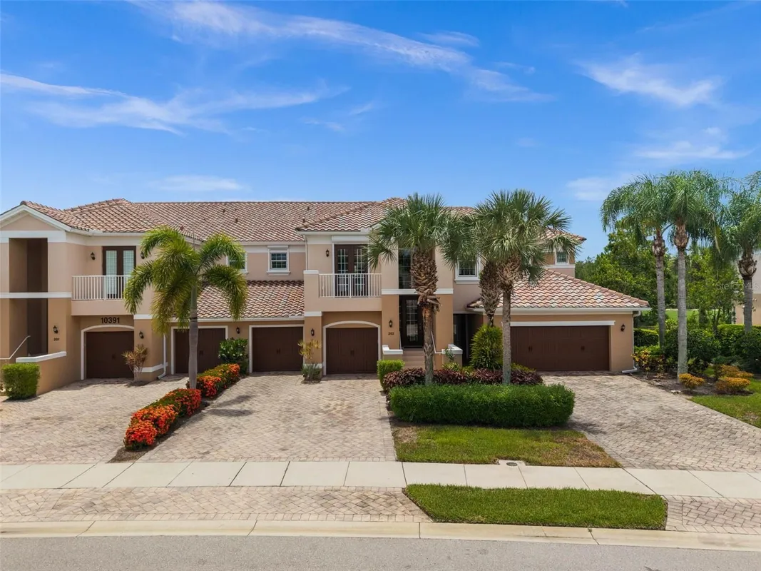 Property Slideshow image 1 of 67 | 10391 glastonbury cir 202, Fort Myers, FL, 33913