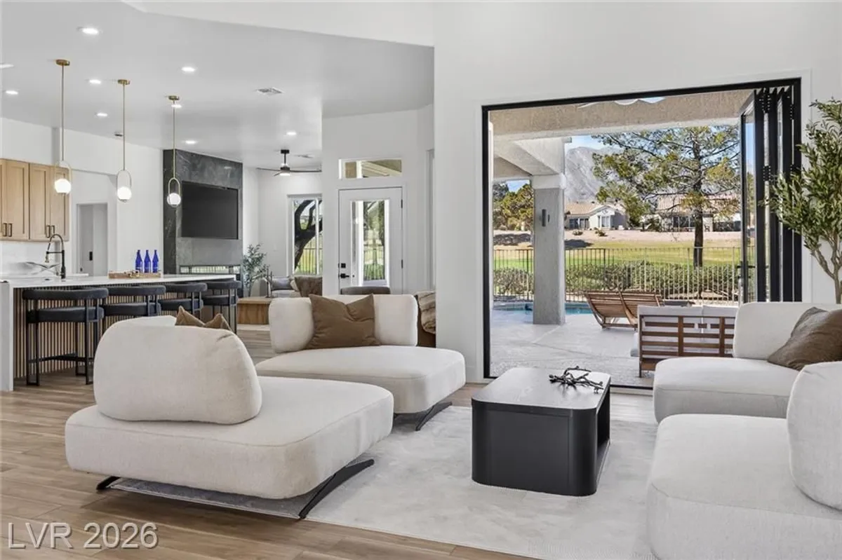 Property Slideshow image 1 of 92 | 2929 haddon dr, Las Vegas, NV, 89134