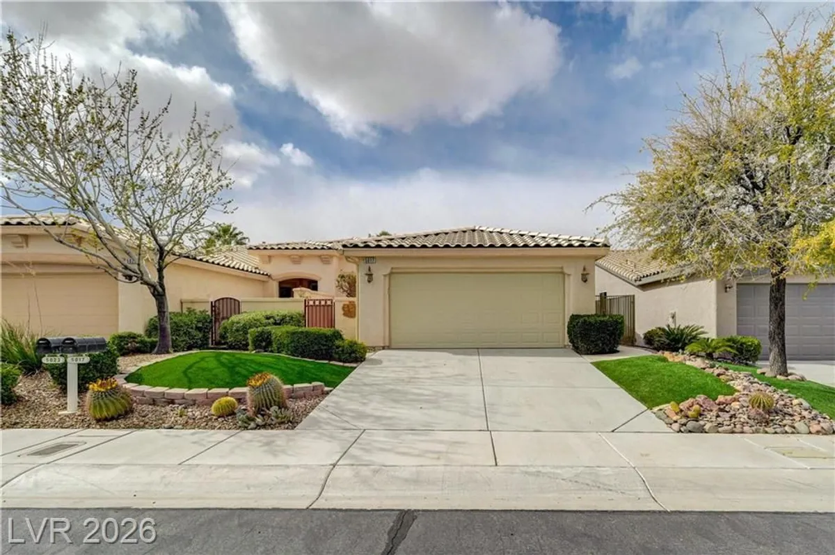 Property Slideshow image 1 of 48 | 5017 vincitor st, Las Vegas, NV, 89135