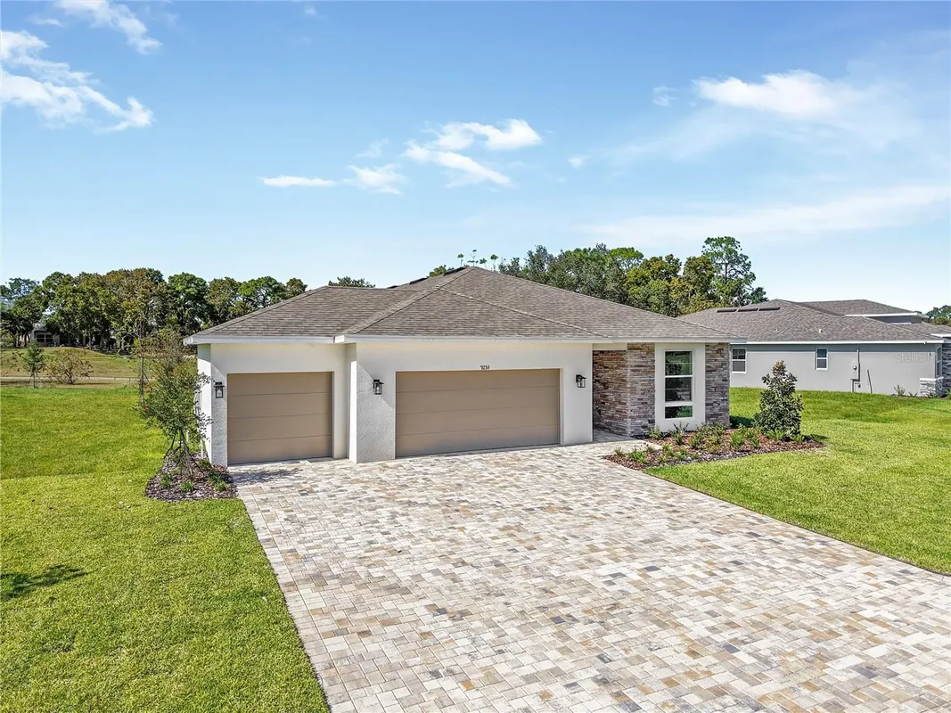 Property Slideshow image 1 of 30 | 9253 players dr, Weeki Wachee, FL, 34613