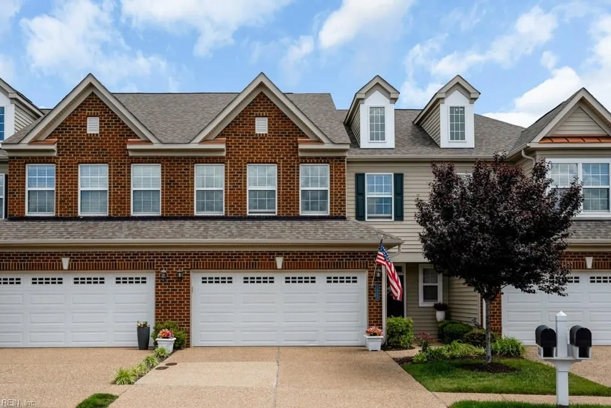 Property Slideshow image 1 of 25 | 1525 scoonie pointe dr, Chesapeake, VA, 23322