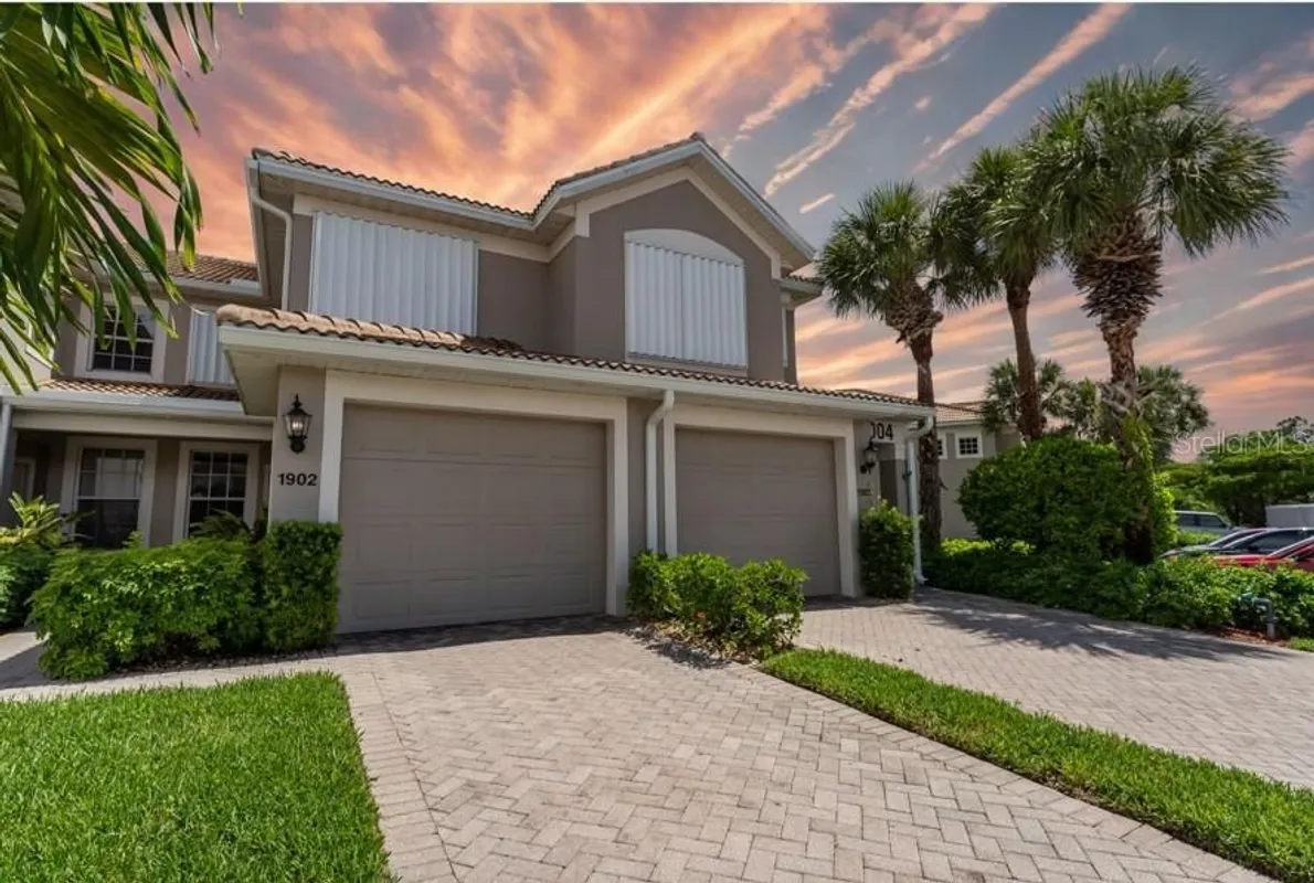 Property Slideshow image 1 of 48 | 11004 mill creek way 1902, Fort Myers, FL, 33913