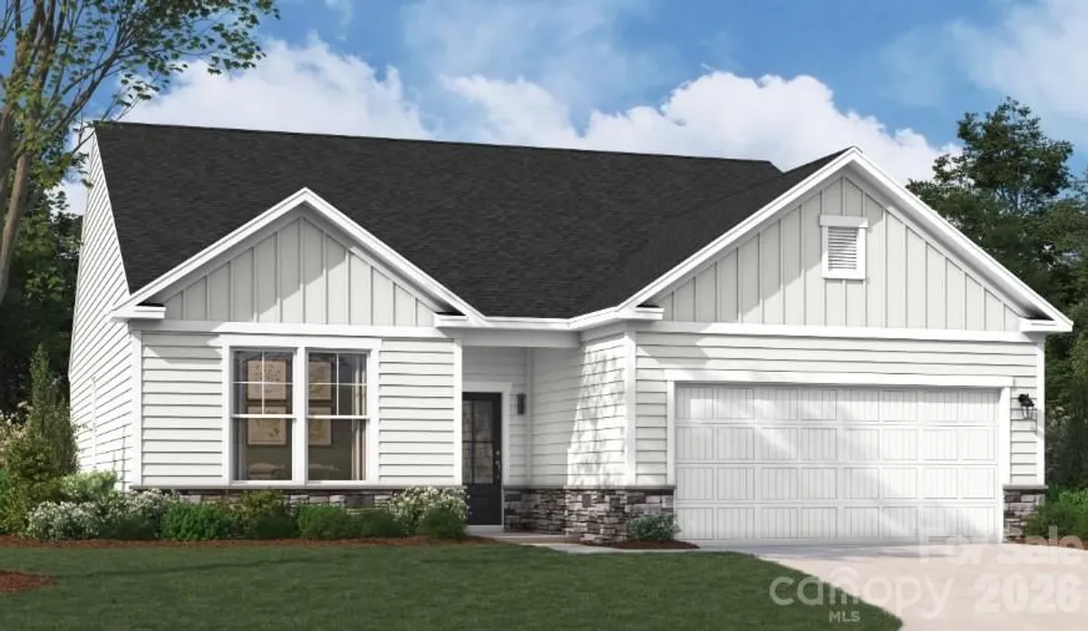 Property Slideshow image 1 of 35 | 1008 garfield rd, Sherrills Ford, NC, 28673
