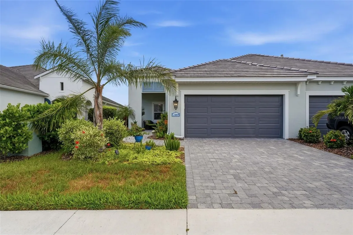 Property Slideshow image 1 of 42 | 12468 palatka dr, Venice, FL, 34293