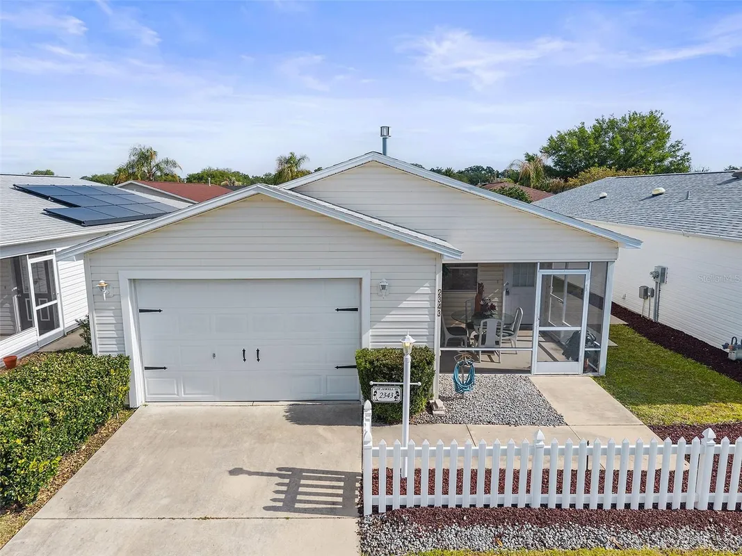 Property Slideshow image 1 of 20 | 2343 pine ridge st, The Villages, FL, 32162