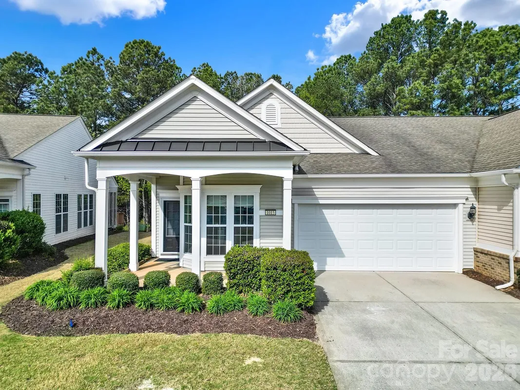 Property Slideshow image 1 of 42 | 1015 sweetleaf dr, Fort Mill, SC, 29707