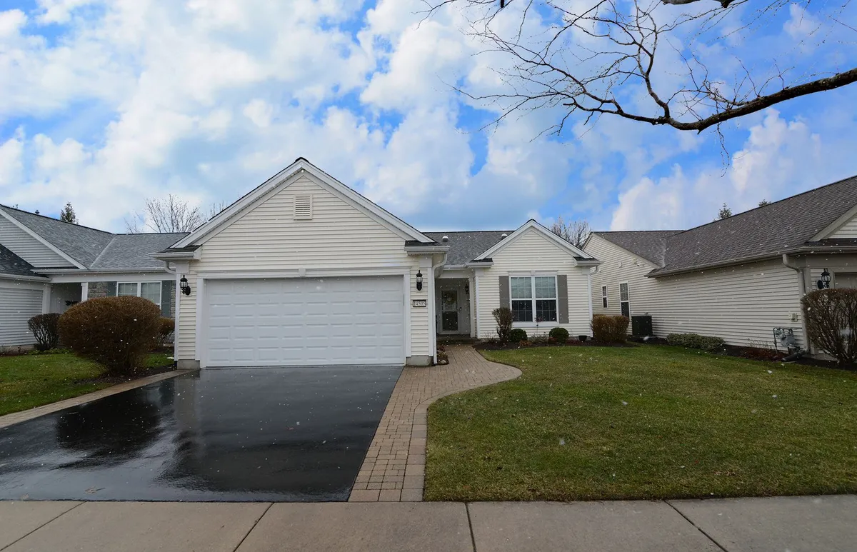 Property Slideshow image 1 of 33 | 14505 tawny ln, Huntley, IL, 60142
