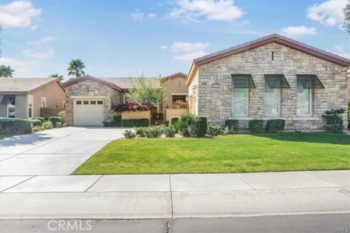 Property Slideshow image 1 of 55 | 81407 joshua tree ct, La Quinta, CA, 92253