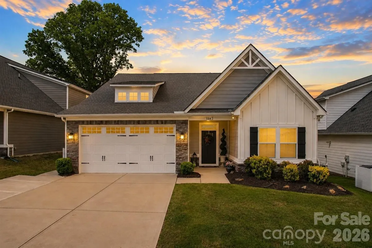 Property Slideshow image 1 of 43 | 5042 summer surprise ln, Charlotte, NC, 28215