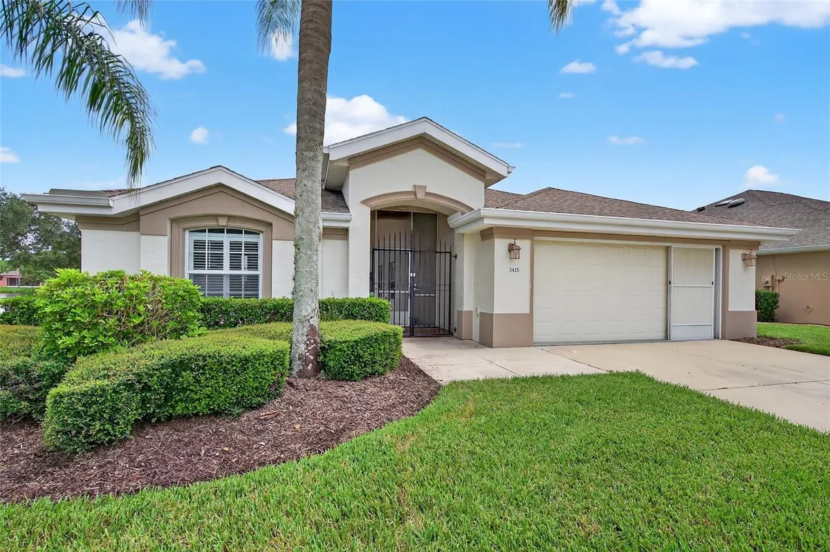 Property Slideshow image 1 of 30 | 5415 swordfern ct, Port Orange, FL, 32128