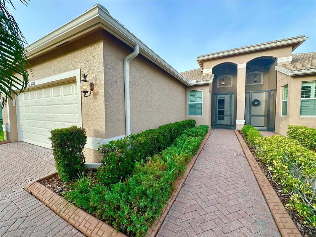 Property Slideshow image 1 of 69 | 16209 amethyst key dr, Wimauma, FL, 33598