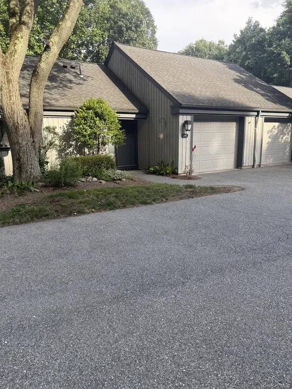 Property Slideshow image 1 of 1 | 358 heritage hls c, Somers, NY, 10589