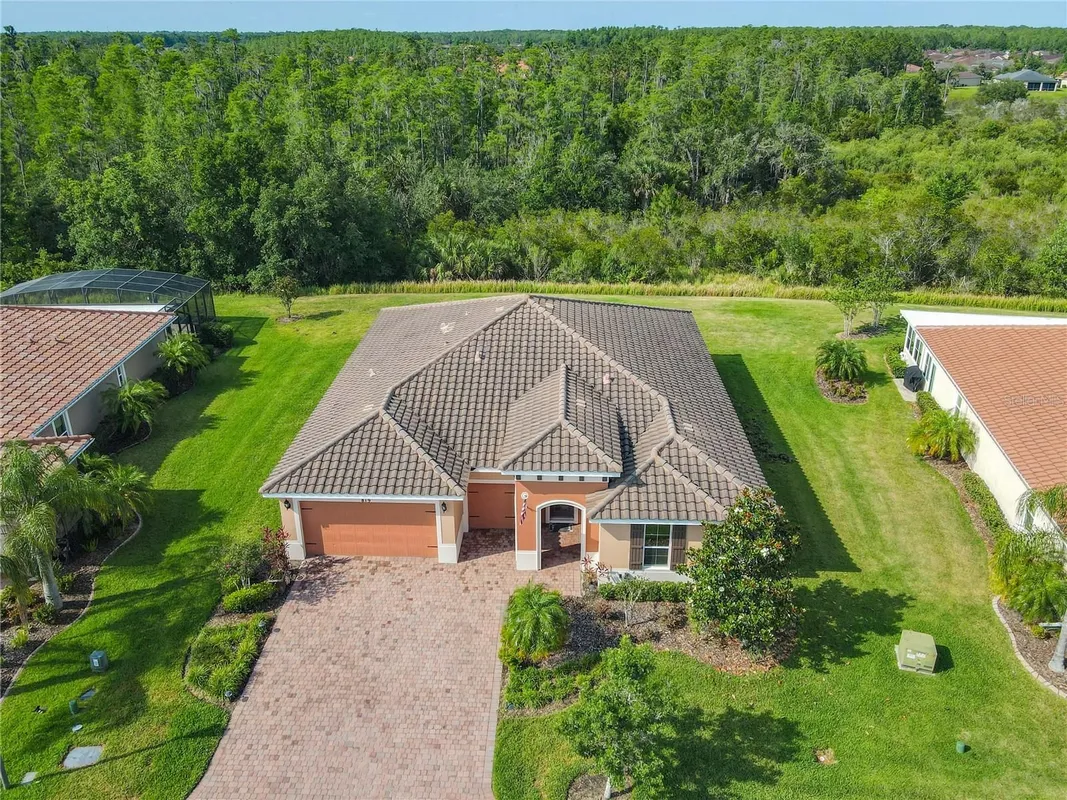 Property Slideshow image 1 of 81 | 819 san raphael st, Kissimmee, FL, 34759