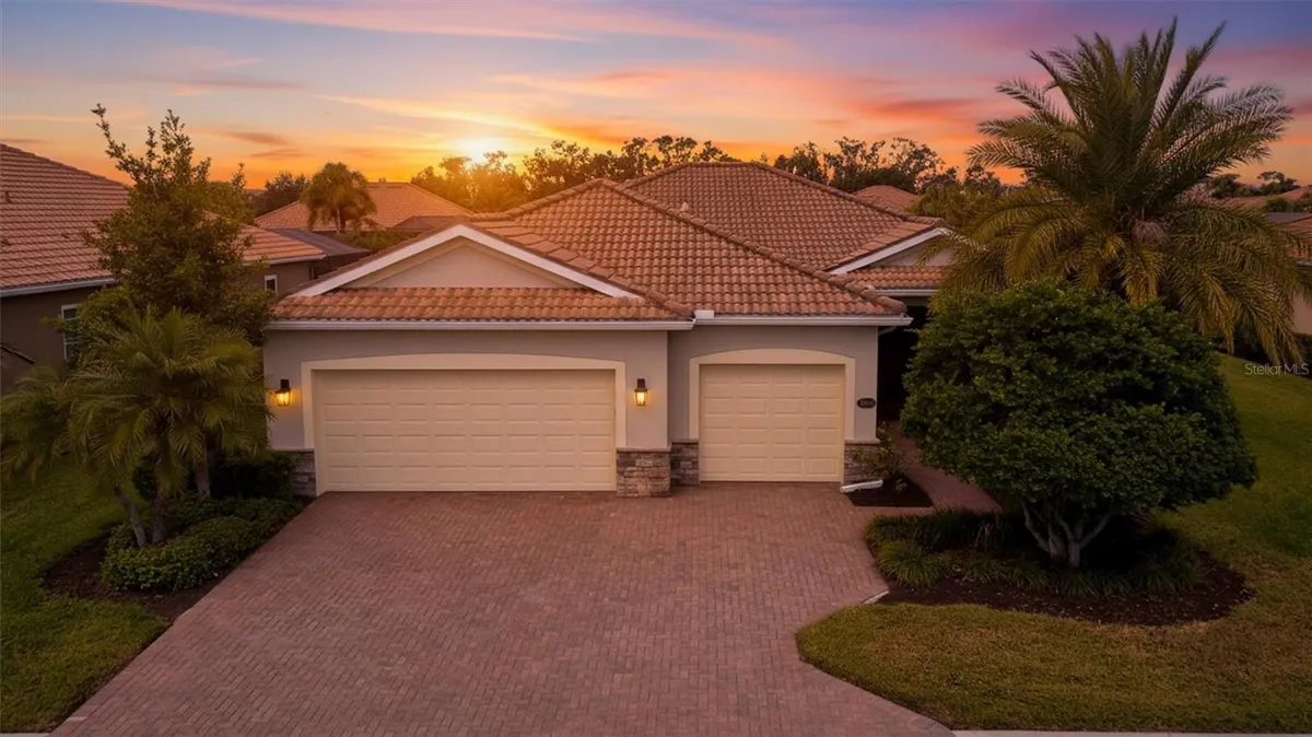 Property Slideshow image 1 of 54 | 8007 river preserve dr, Bradenton, FL, 34212