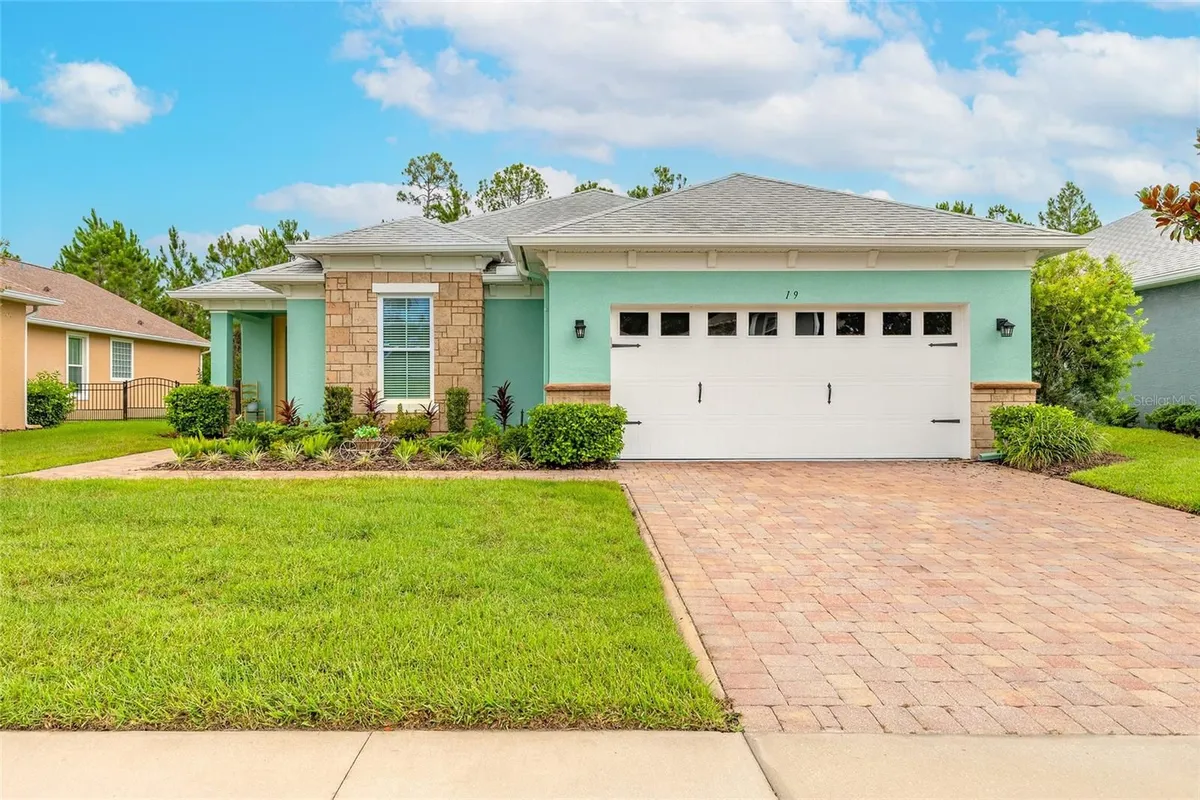 Property Slideshow image 1 of 48 | 19 huntington pl, Ormond Beach, FL, 32174