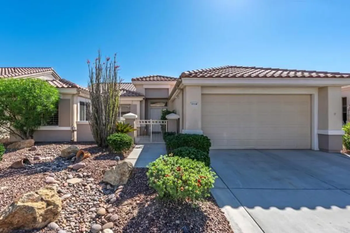 Property Slideshow image 1 of 29 | 37318 pineknoll ave, Palm Desert, CA, 92211