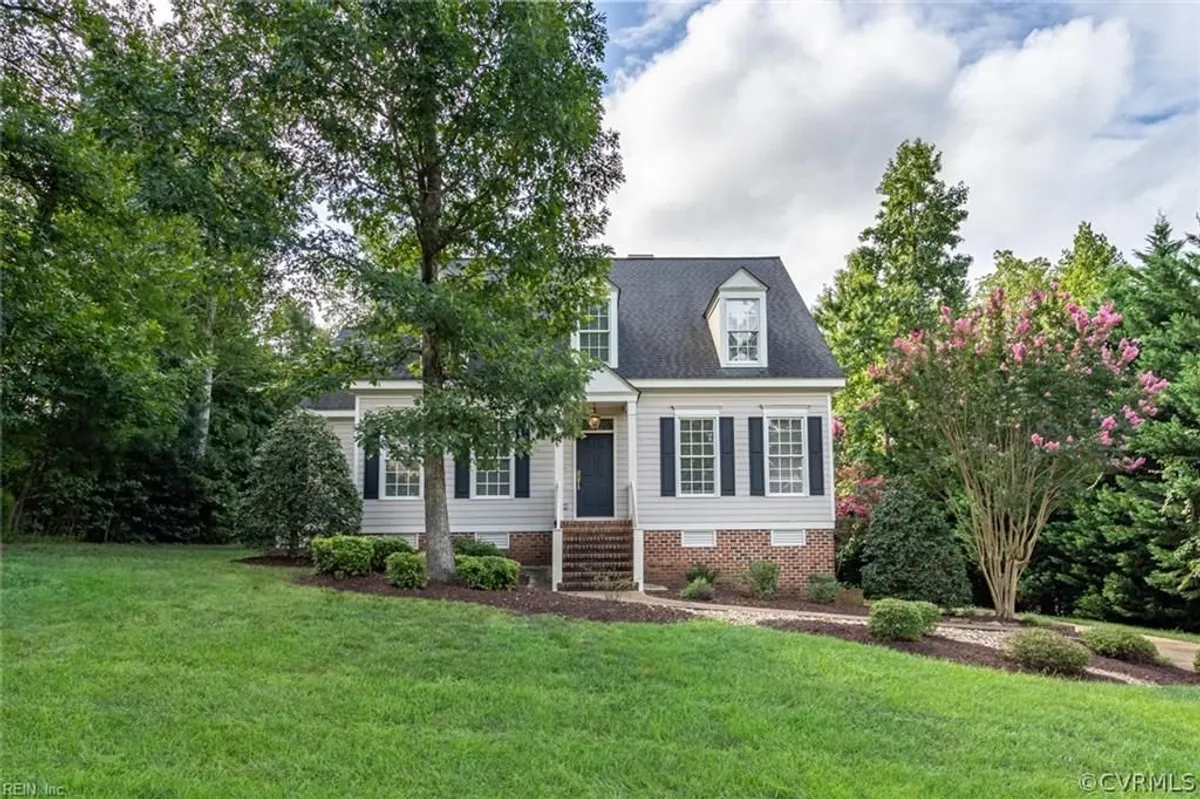 Property Slideshow image 1 of 1 | 109 marion, Williamsburg, VA, 23188
