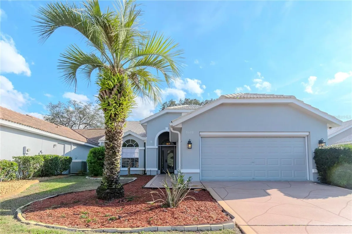 Property Slideshow image 1 of 48 | 9376 french quarters cir, Weeki Wachee, FL, 34613