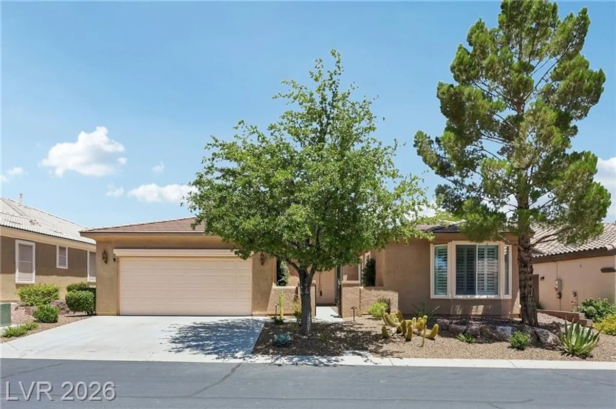 Property Slideshow image 1 of 60 | 5110 vincitor st, Las Vegas, NV, 89135